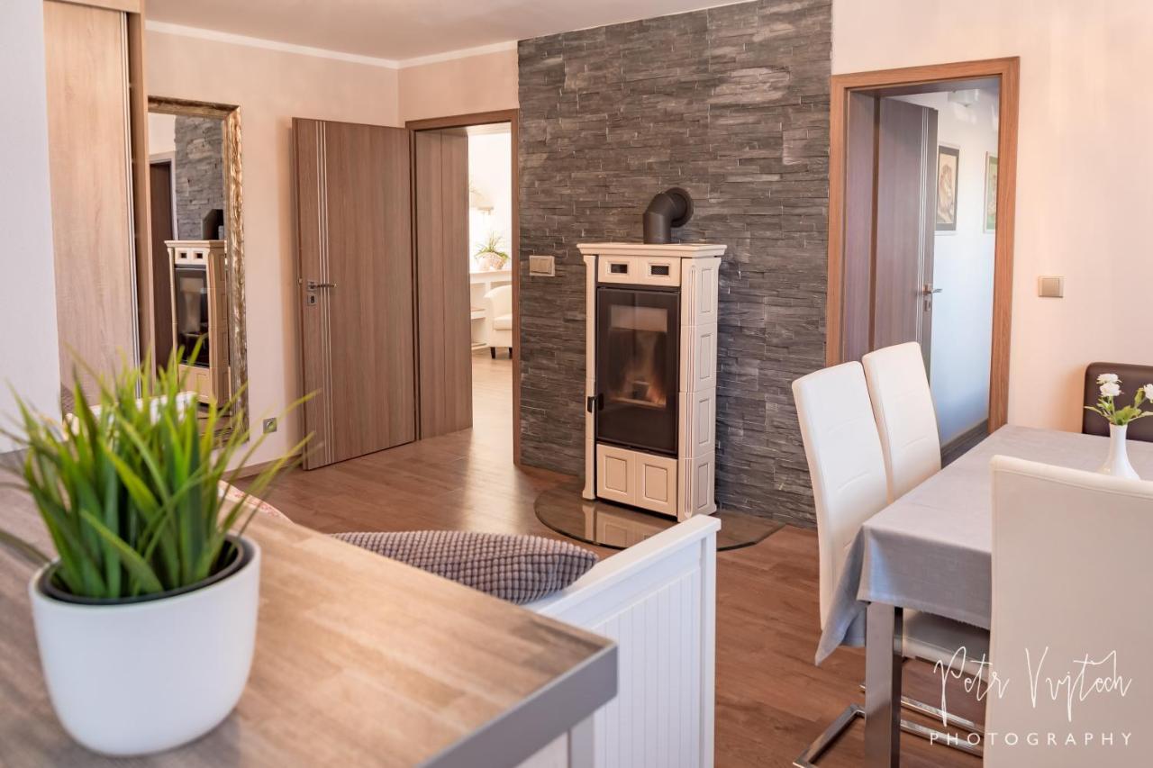 Apartman Na Lipne Frymburk Dış mekan fotoğraf